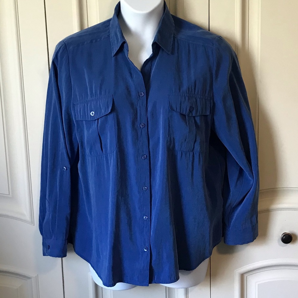EUC Chico’s Peach Skin Button Shirt, Sz 3